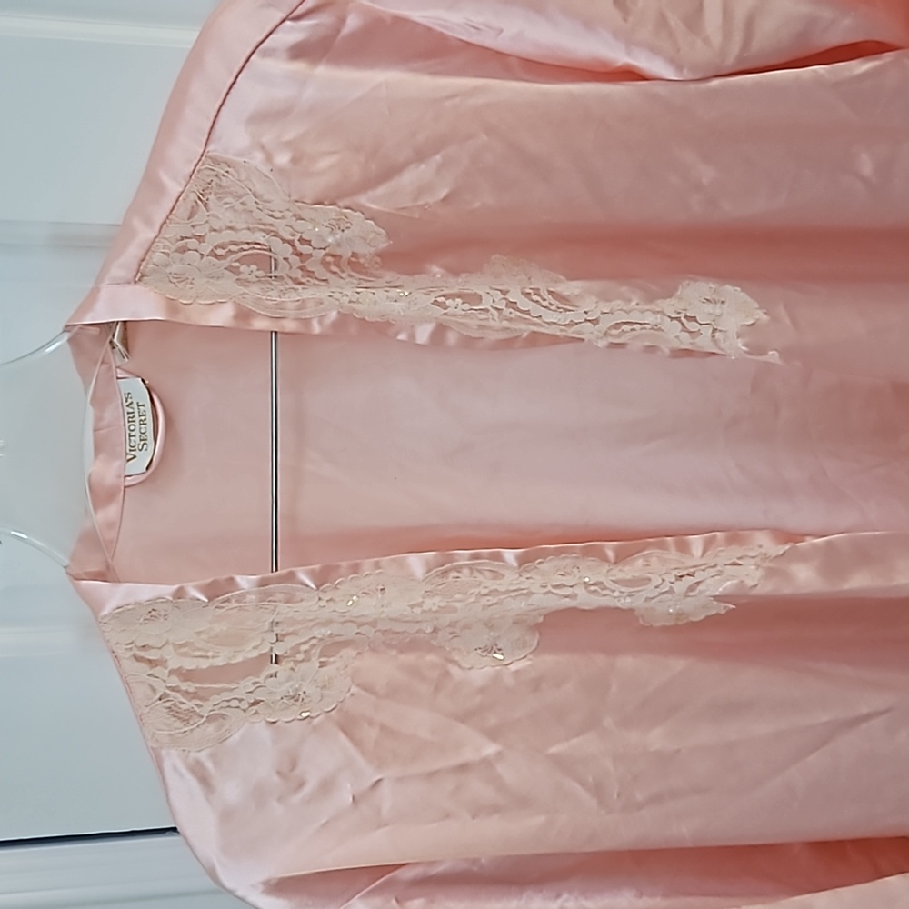 Vintage Victoria Secret Robe - Picture 5 of 8